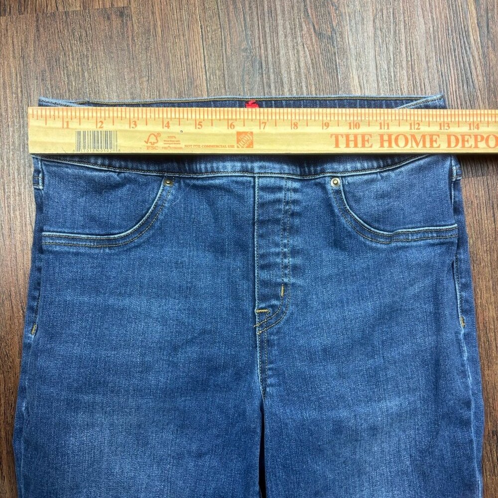 Spanx Skinny Pull On Jeans Medium Wash Distressed Women’s Size Medium - Picture 7 of 11